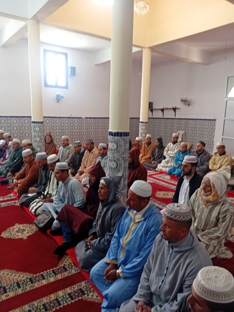 IMG-20250420-WA0042-768x1024 ندوة علمية بعنوان: "العبادات و أثرها في تهذيب النفوس"