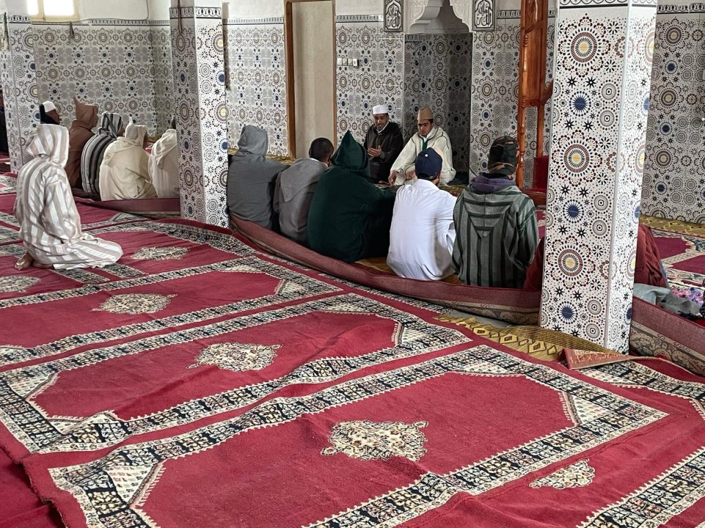 IMG-20250425-WA0020-1024x768 ندوة علمية بعنوان : "فقه المعاملات المالية في الإسلام: أحكامها وضوابطها"