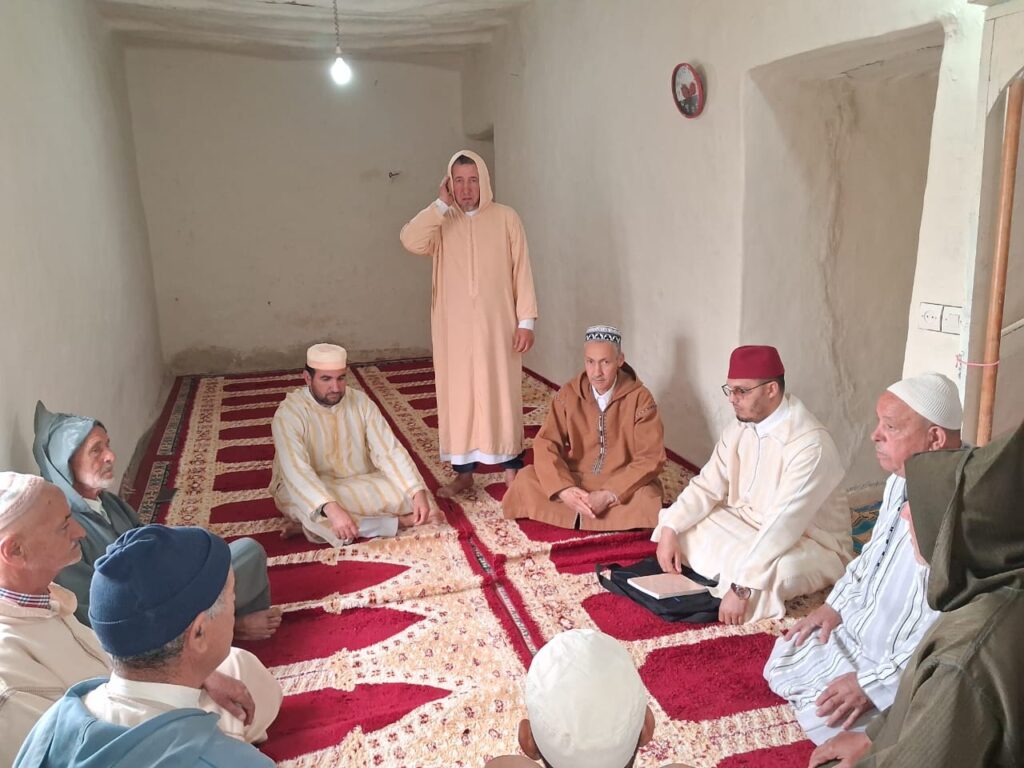 IMG-20250516-WA0021-1024x768 دورة تكوينية لفائدة المؤذنين بجزء من جماعة بني فراسن.