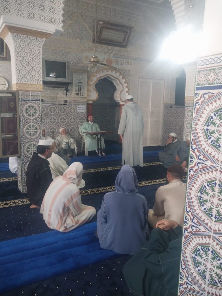 IMG-20250519-WA0054-768x1024 دورة تكوينية لفائدة المؤذنين بجماعة تيزي وسلي.
