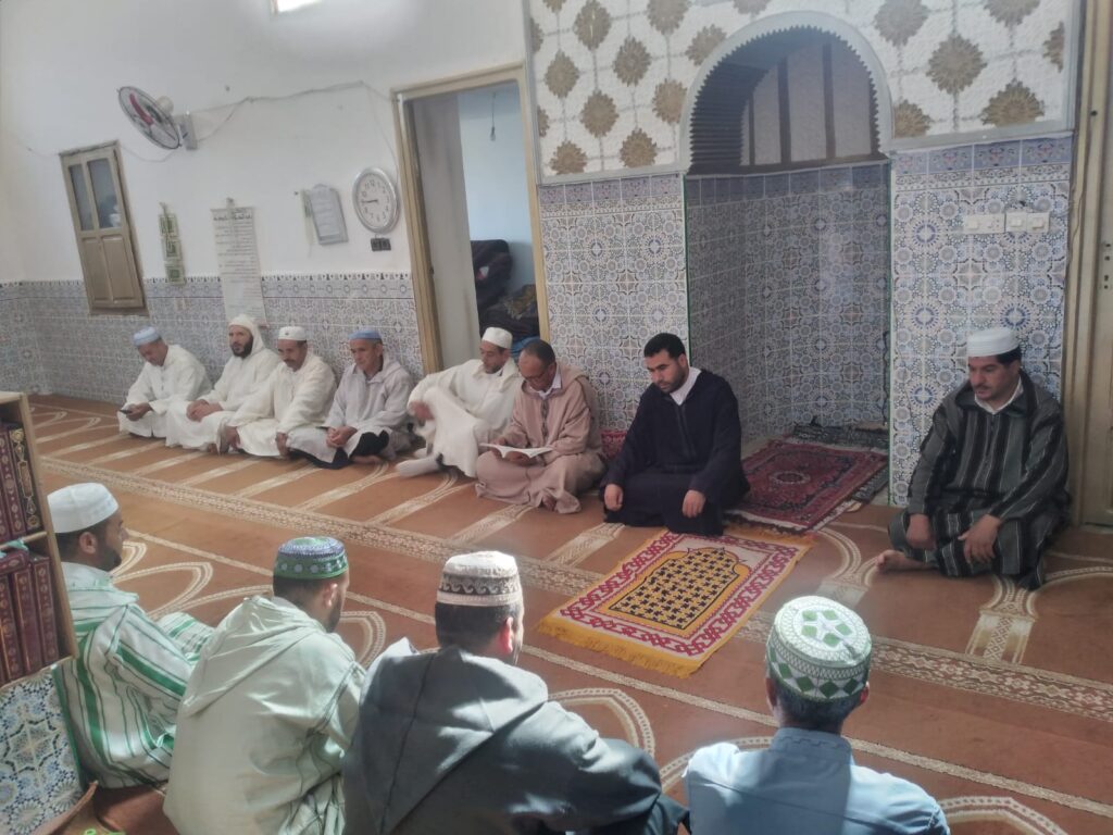 IMG-20250520-WA0027-1024x768 دورة تكوينة للسادة المؤذنين بجماعة الصميعة تحت عنوان: ”أحكام الأذان وفق المذهب المالكي”