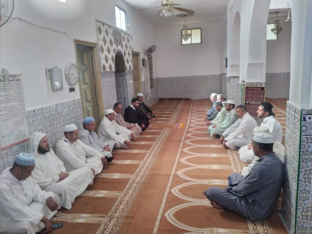 IMG-20250520-WA0028-1024x768 دورة تكوينة للسادة المؤذنين بجماعة الصميعة تحت عنوان: ”أحكام الأذان وفق المذهب المالكي”