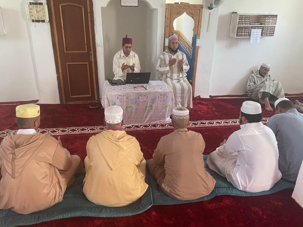 IMG-20250521-WA0020-1024x768 *** دورة تكوينية لفائدة السادة المؤذنين بجماعة : تازارين بعنوان : " أحكام الأذان والإقامة وفق المذهب المالكي ".