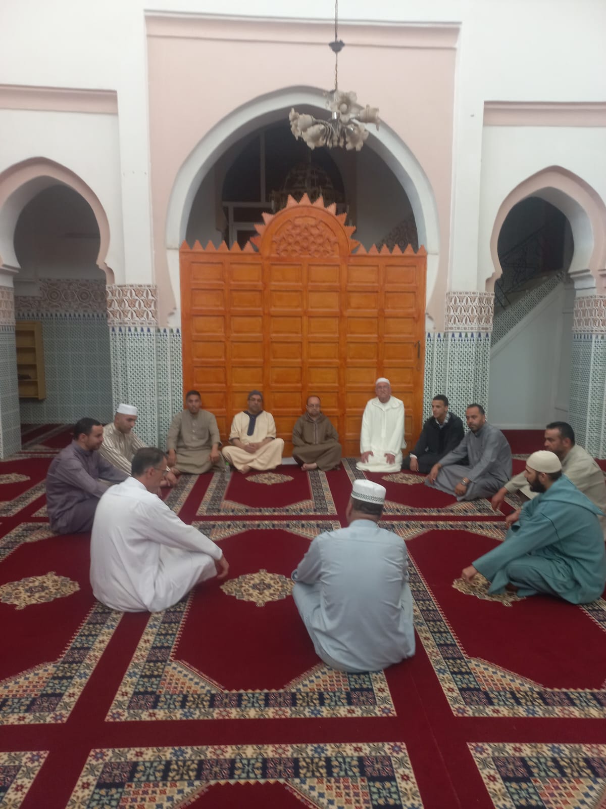*** دورة تكوينية لفائدة السادة المؤذنين بمساجد : تازة العليا(المدينة العتيقة)، بعنوان: ” شعيرة الأذان في سياق دليل الإمام والخطيب والواعظ ” .