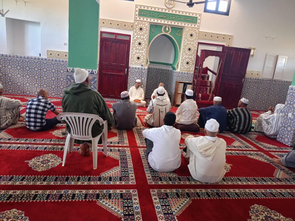 IMG-20250524-WA0007-1024x768 ندوة علمية بعنوان:"مقومات الاستقرار الأسري"