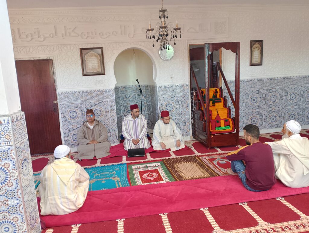IMG-20250524-WA0021-1024x771 ندوة بعنوان: "أضرار البيوع الفاسدة على الفرد والمجتمع"