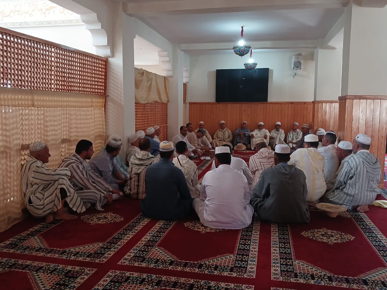 دورة تكوينية لفائدة السادة المؤذنين بجماعة اولاد ازباير بعنوان: “أحكام الأذان في المذهب المالكي”