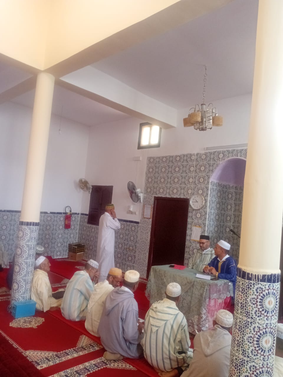 *** دورة تكوينية لفائدة السادة المؤذنين بجماعة مغراوة بعنوان : “أحكام الأذان وفق المذهب المالكي”.