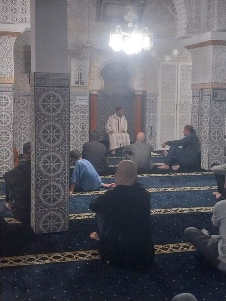 1000110515-768x1024 محاضرة بعنوان: مقتضيات البيعة الشرعية