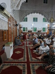 3fdbe4ed-bc5b-48a4-b0bb-9a3d487a07f4-225x300 محاضرة بعنوان: "من ثمرات حسن الخلق"
