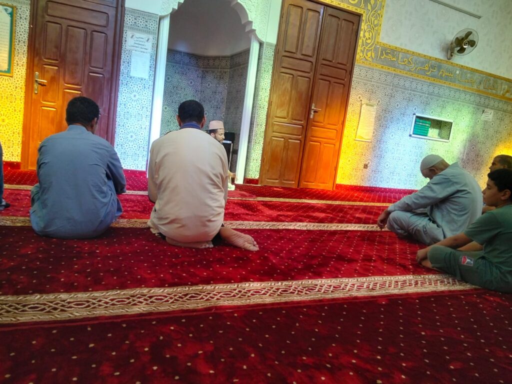IMG-20250706-WA0052-1024x768 محاضرة بعنوان:"فضل تعلم القرٱن الكريم و تعليمه"