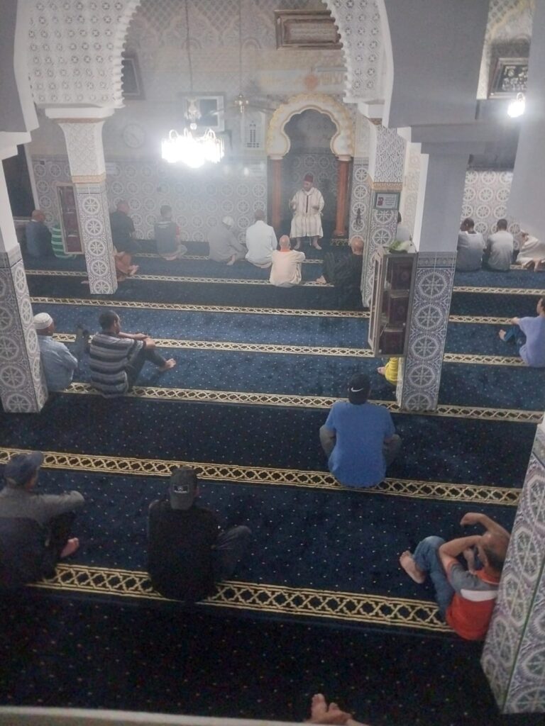 IMG-20250716-WA0000-768x1024 محاضرة بعنوان: "خلق التسامح في البيع و الشراء"