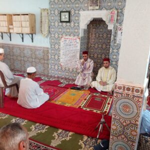 IMG-20250727-WA0012-300x300 ندوة علمية بعنوان :"أهمية الأخلاق الحميدة في تعامل المسلم مع الآخرين تحقيقا للحياة الطيبة"