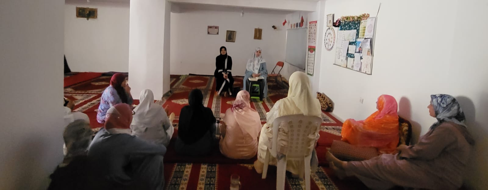زيارة لمركز تحفيظ القرآن الكريم للنساء بمسجد البخاري بتاهلة.