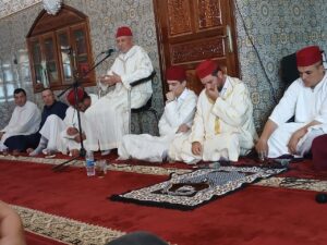 130c2f6d-f239-4402-8f2b-5861b2c63293-300x225 ندوة بعنوان : "اللمة العلمية والروحية في خدمة قيم ثورة الملك والشعب وعيد الشباب" .