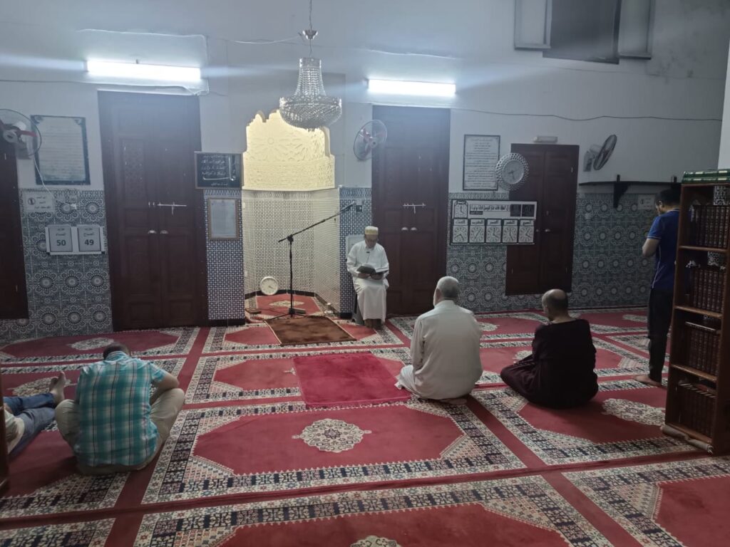 IMG-20250820-WA0029-1024x768 "سرد جزء من كتاب الشفا"