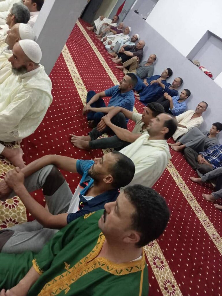 FB_IMG_1757159003401-770x1024 أمسية دينية تخليدا لذكرى المولد النبوي الشريف بجماعة أولاد ازباير