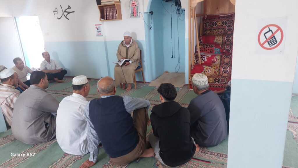 IMG-20250901-WA0068-1024x577 درس علمي في السيرة النبوية بعنوان:"نظافة جسم النبي صلى الله عليه وسلم و ريحته العطرة الطيبة"