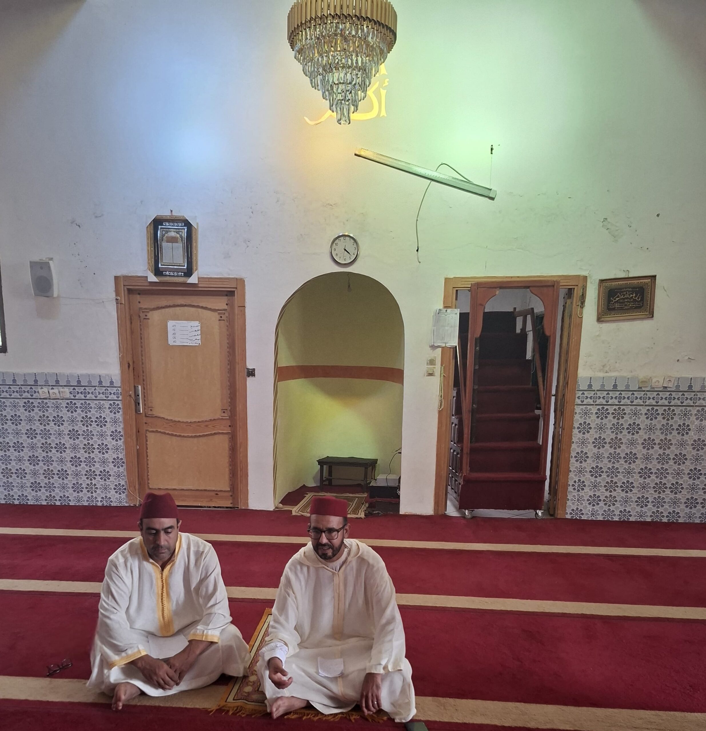 ندوة علمية بعنوان :” توقير  النبي صلى الله عليه وسلم؛ انطلاقا من قوله تعالى:﴿ يا أيه النبيء إنا أرسلناك شاهدا و مبشرا ونذيرا لتومنوا بالله ورسوله وتعزروه و توقروه و تسبحوه بكرة و أصيلا﴾