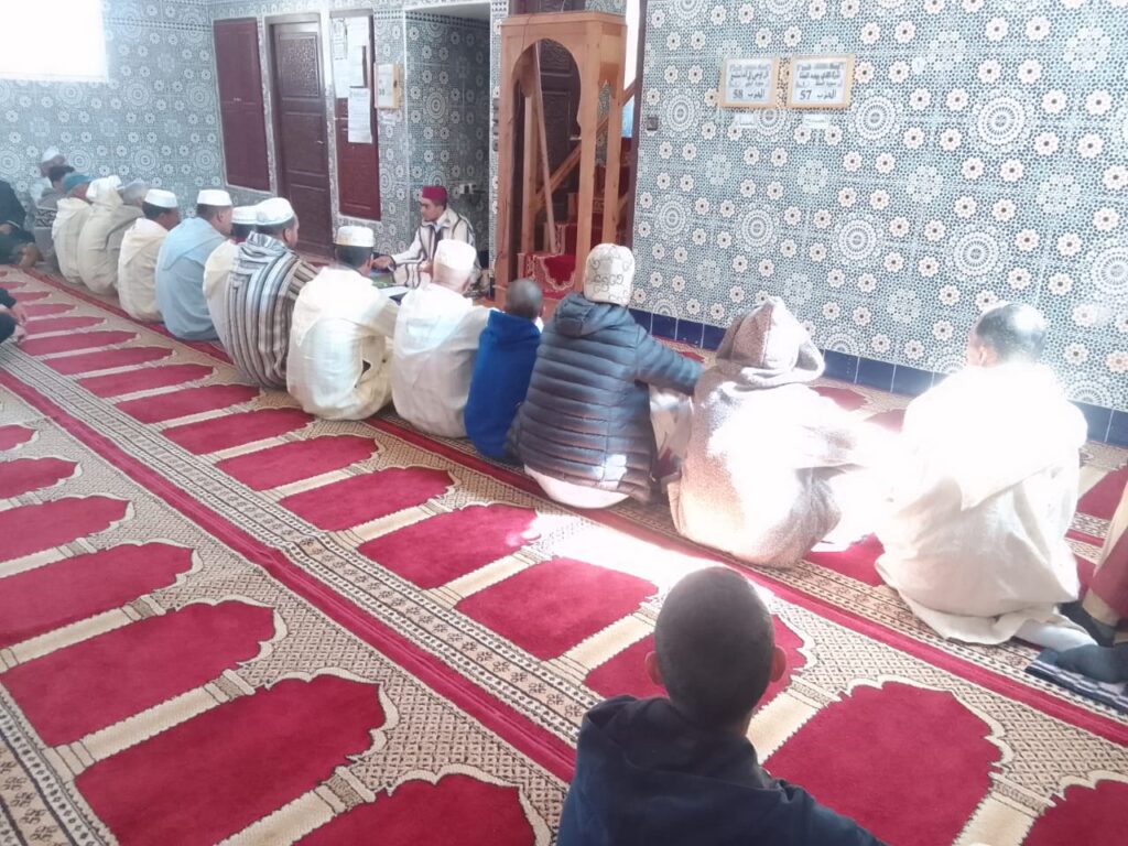 1000310552-1024x768 تقرير عن نشاط علمي في موضوع: "خشية و خشوع النبي صلى الله عليه وسلم في عبادته لربه"