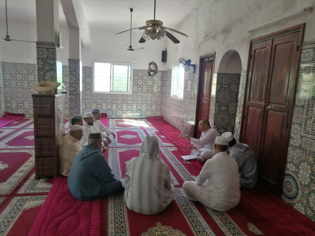 محاضرة بعنوان :” من هدي سيدنا محمد ﷺ في عبادته: خشوعه وخشيته من ربه “