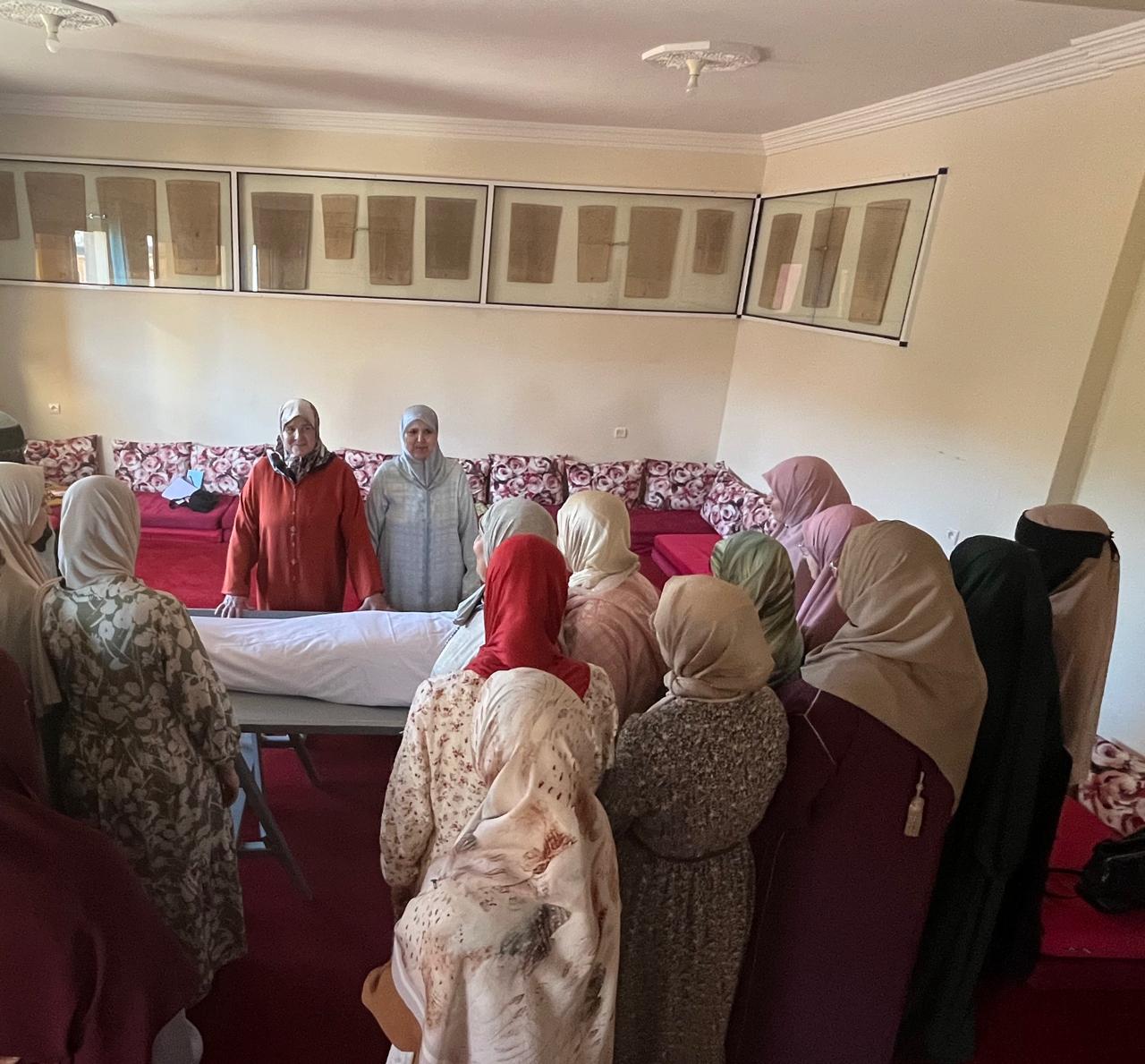 دورة تكوينية في تجهيز الميت بدار القرآن ”  أبو عمرو الداني”