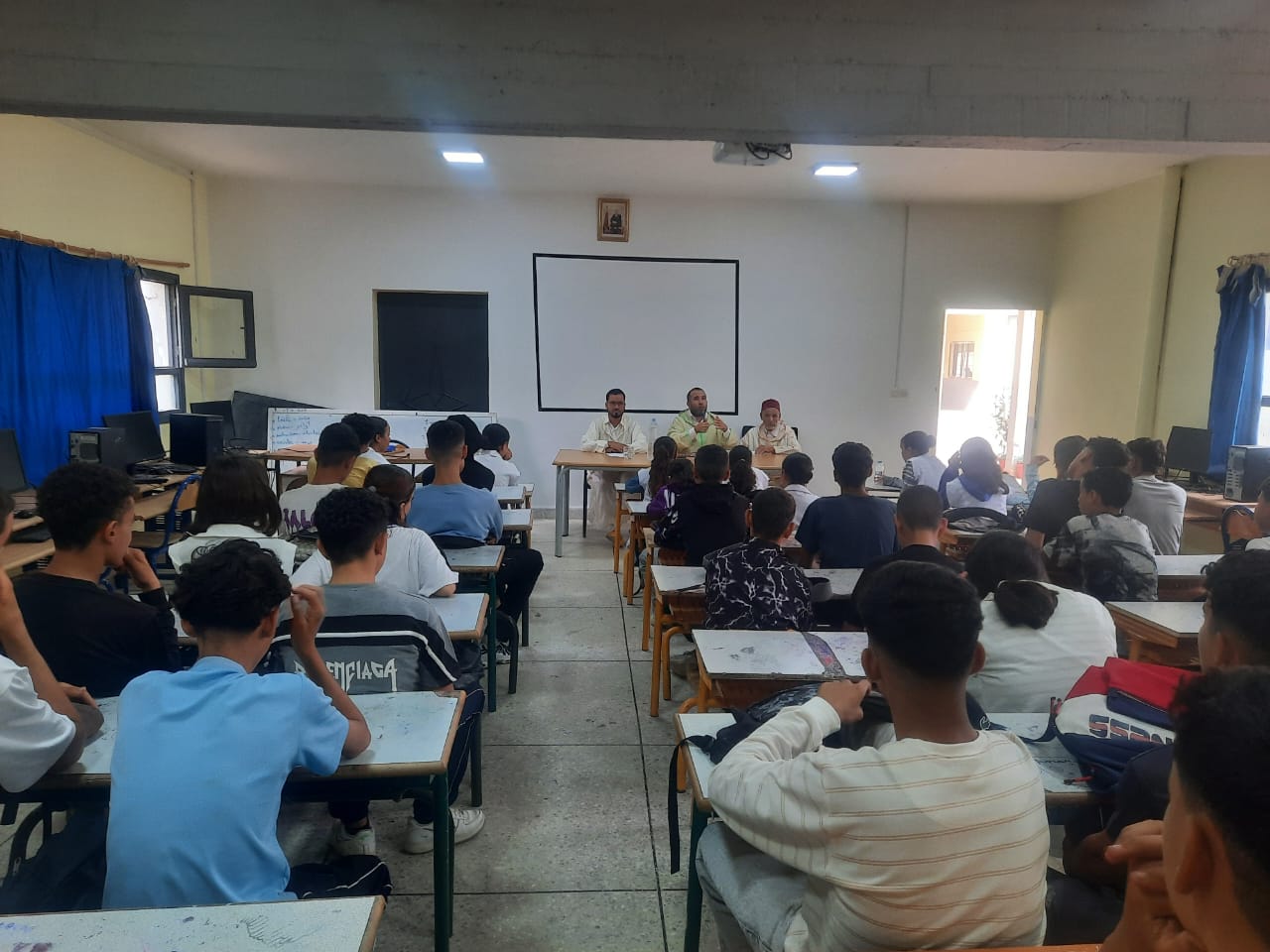 صبحية ثقافية لفائدة التلاميذ والتلميذات بعنوان: “هدي النبي صلى الله عليه وسلم في حقوق المعلم والمتعلم”