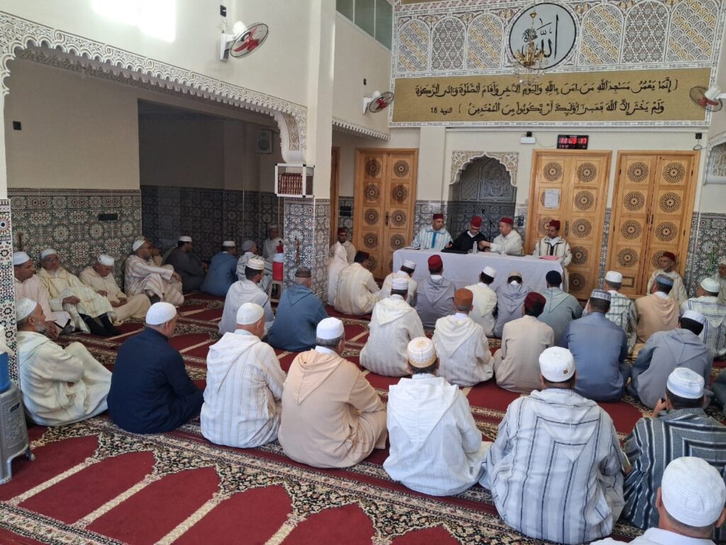 IMG-20251021-WA0020-1024x768 تقرير عن نشاط علمي في موضوع: أثر الاقتداء برسول الله صلى الله عليه وسلم في مراعاة أحوال الناس بتاريخ 22/10/2025