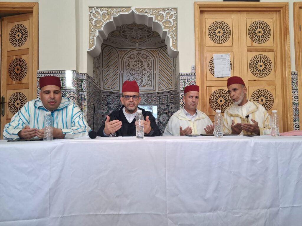 IMG-20251021-WA0027-1024x768 تقرير عن نشاط علمي في موضوع: أثر الاقتداء برسول الله صلى الله عليه وسلم في مراعاة أحوال الناس بتاريخ 22/10/2025