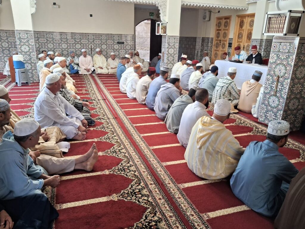 IMG-20251021-WA0046-1024x768 تقرير عن نشاط علمي في موضوع: أثر الاقتداء برسول الله صلى الله عليه وسلم في مراعاة أحوال الناس بتاريخ 22/10/2025