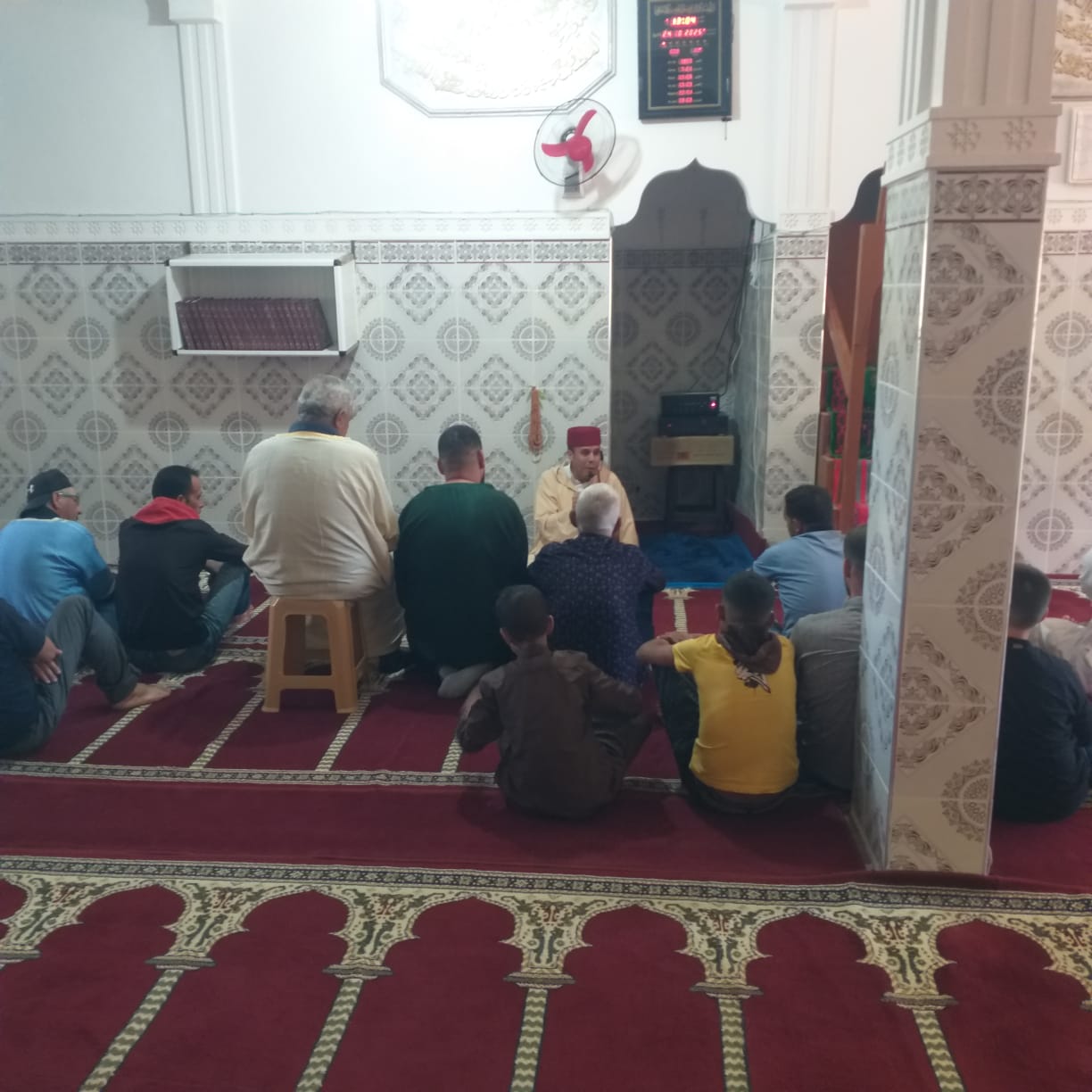 تقرير عن نشاط علمي في موضوع: “تربية الأولاد على المشاركة في الشأن العام”