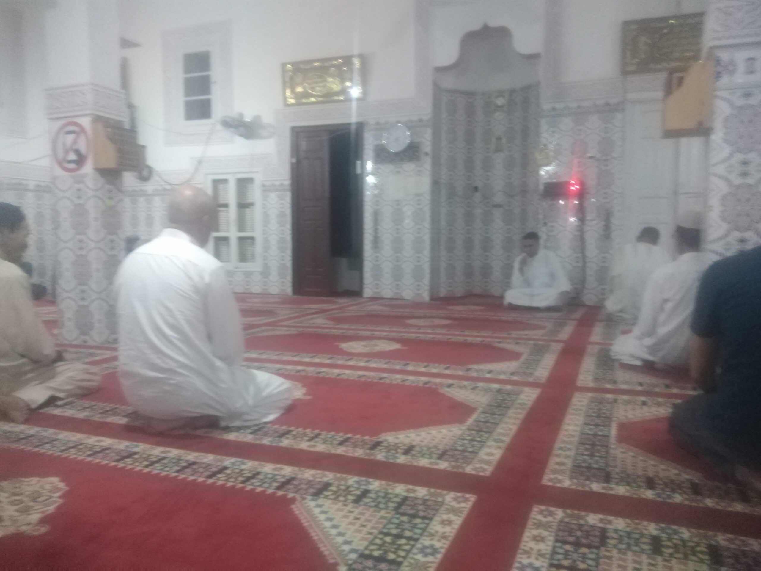 نشاط علمي في موضوع: هدي النبي صلى الله عليه وسلم من خلال خشوعه وخشيته .