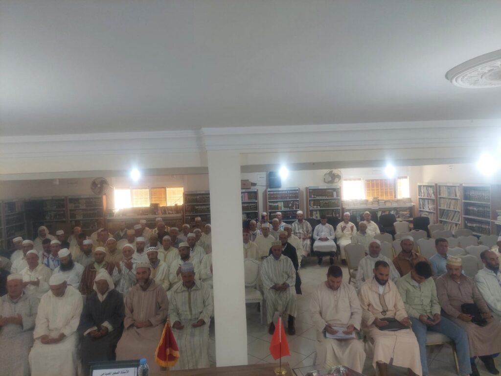 WhatsApp-Image-2025-10-11-at-16.26.36-1024x768 تقرير عن نشاط علمي في موضوع: أثر الاقتداء برسول الله صلى الله عليه وسلم في مراعاة أحوال الناس بتاريخ 13/10/2025