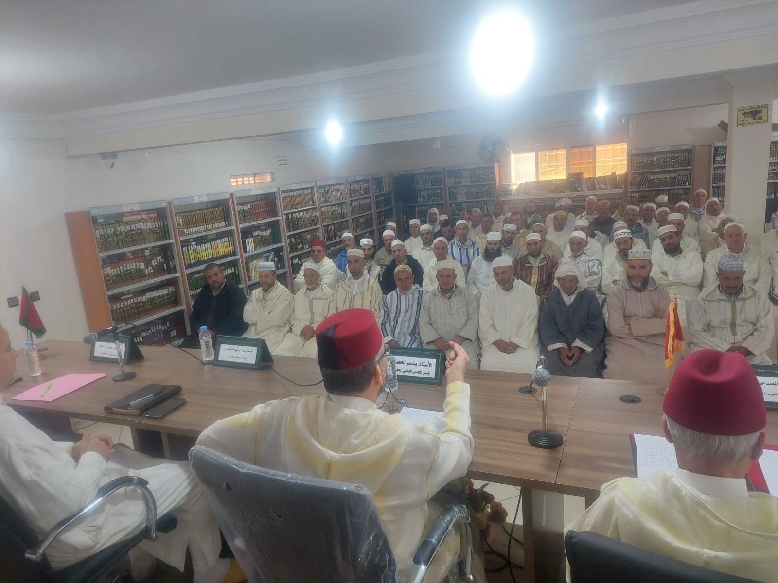 تقرير عن نشاط علمي في موضوع: أثر الاقتداء برسول الله صلى الله عليه وسلم في مراعاة أحوال الناس بتاريخ 13/10/2025