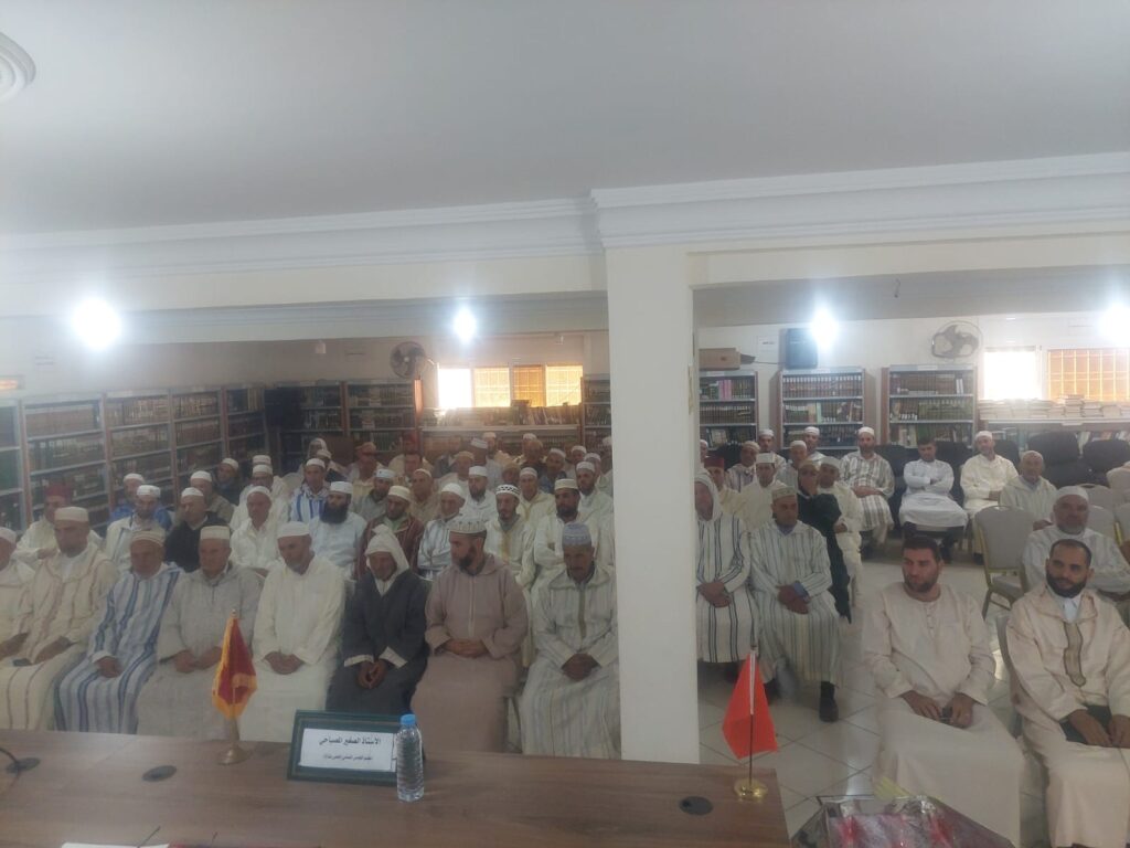 WhatsApp-Image-2025-10-11-at-16.29.51-1-1024x768 تقرير عن نشاط علمي في موضوع: أثر الاقتداء برسول الله صلى الله عليه وسلم في مراعاة أحوال الناس بتاريخ 13/10/2025