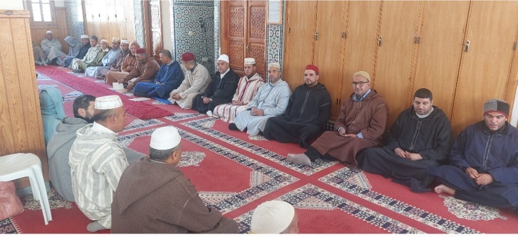 1000088889-1-1024x470 تقرير عن نشاط علمي في موضوع: دورة تكوينية في "ماجرى به العمل "