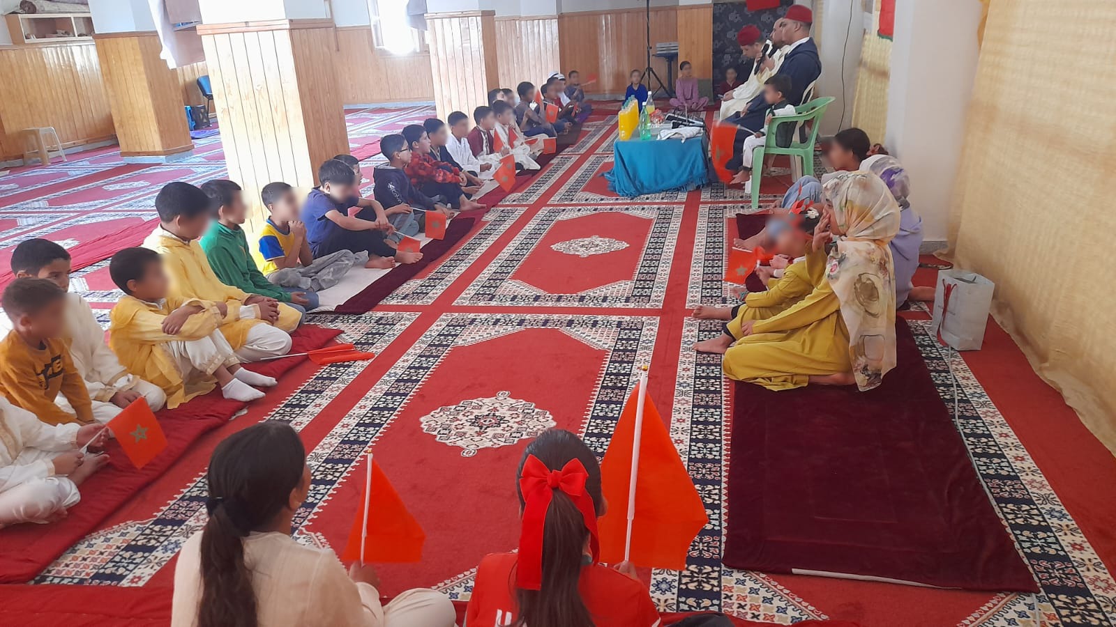 أمسية للأطفال تخليدا لذكرى المسيرة الخضراء بالمسجد المركزي -أولاد ازباير