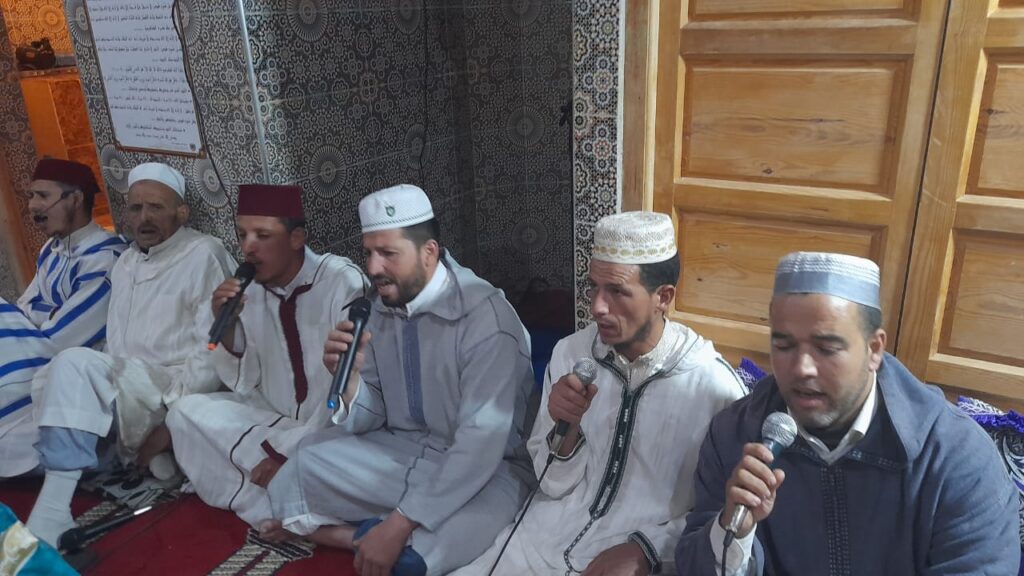 1000324178-1024x576 تقرير عن نشاط علمي في موضوع:" أمسية للمديح و السماع النبوي"