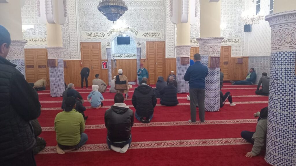 50b0038c-fe5a-420c-90b7-ff0af8687811-1024x576 تقرير عن نشاط علمي في موضوع: " النهي عن الإفساد في الأرض" بمنطقة التجريب 07 مسجد الفتح أكنول