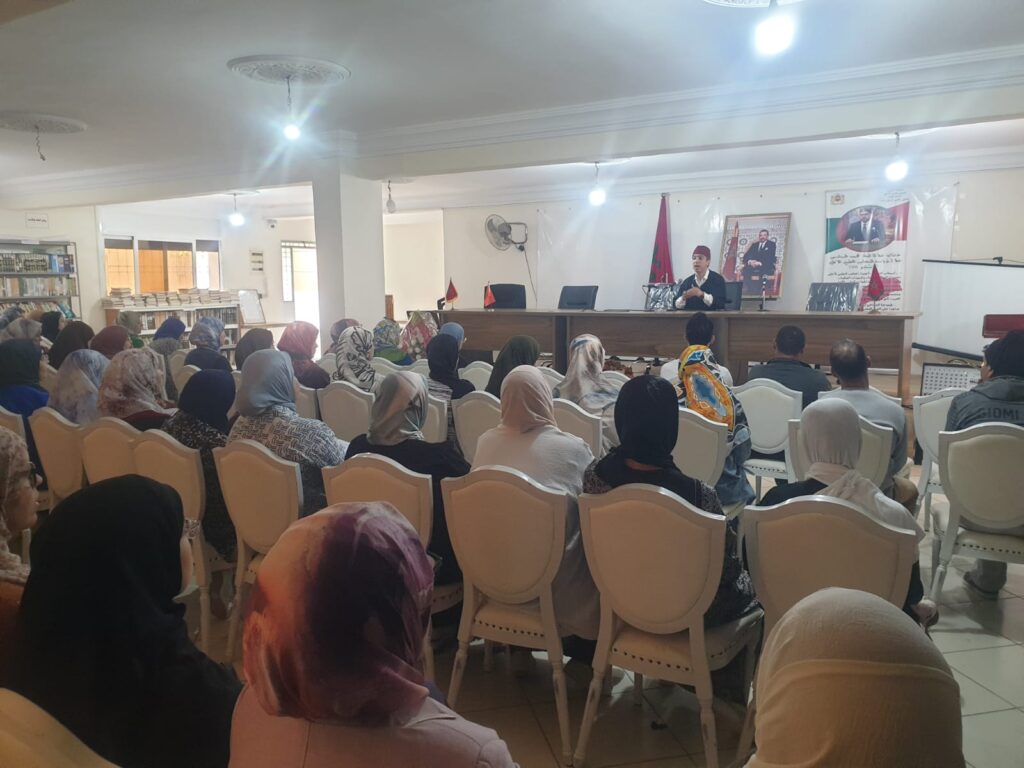 56d51522-77bf-4bf5-bb49-3f95e0fbd176-1024x768 تقرير عن نشاط : افتتاح دورة تكوينية ‏‎مستمرة لفائدة الواعظات ومؤطري ومؤطرات برنامج محو الأمية بالمساجد.