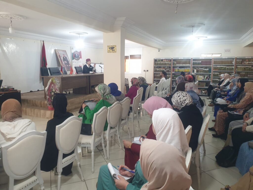 b53a97ec-8a04-4021-8420-f00ce14cdf2d-1024x768 تقرير عن نشاط : افتتاح دورة تكوينية ‏‎مستمرة لفائدة الواعظات ومؤطري ومؤطرات برنامج محو الأمية بالمساجد.