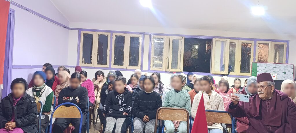 1000342008-1024x462 تقرير عن نشاط علمي في موضوع: "مسابقة في السيرة النبوية"