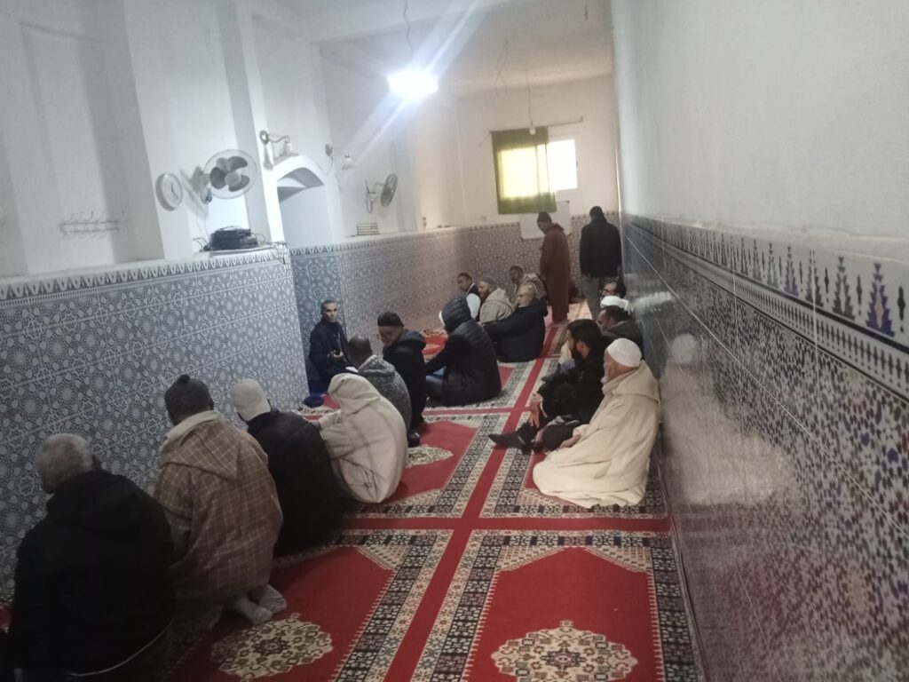 18013-1024x768 تقرير عن نشاط علمي في موضوع: " آداب وسلوكيات المسلم أثناء قضاء الحاجة "