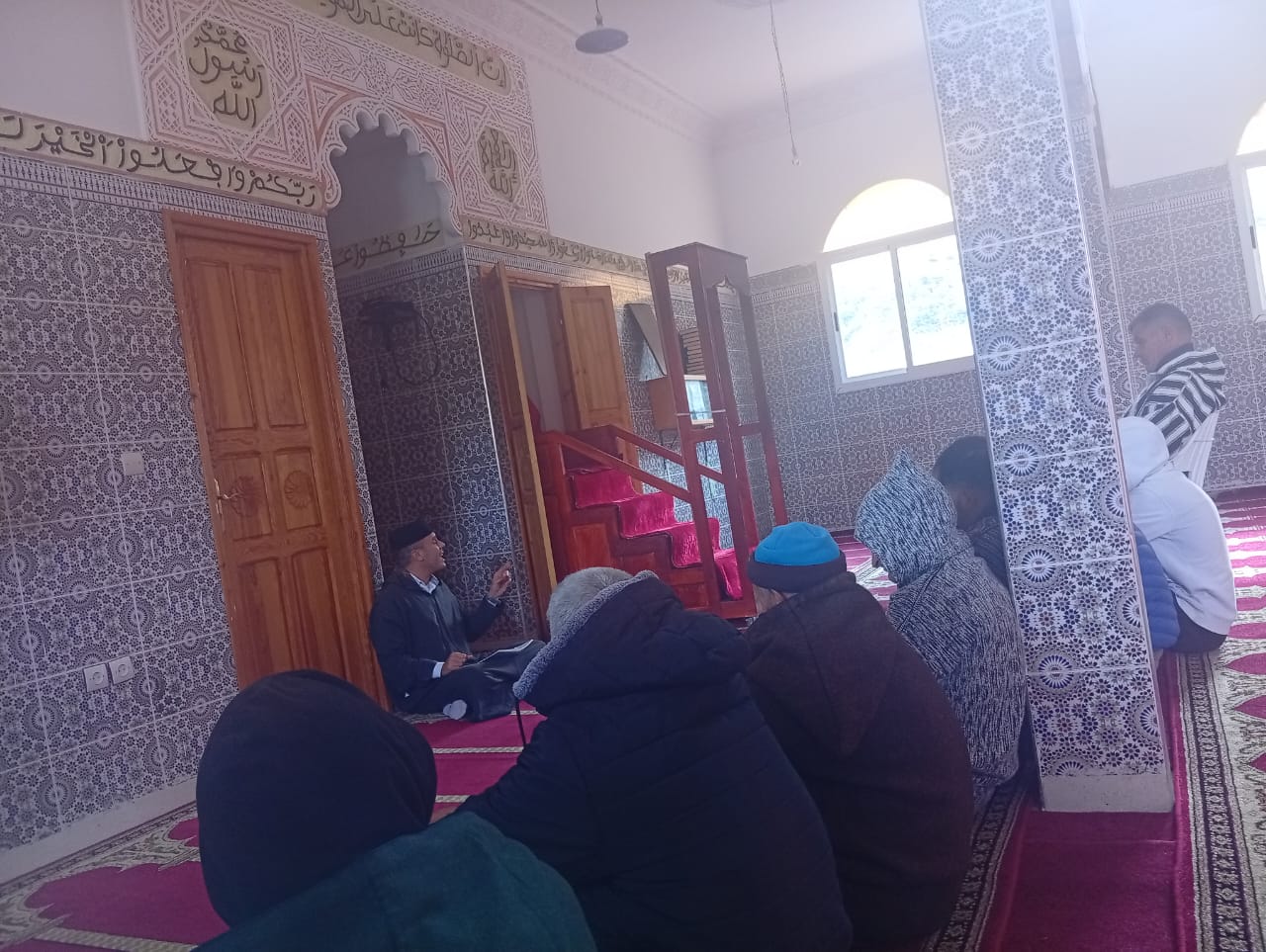 تقرير عن نشاط علمي في موضوع: “الحرص على أخذ العلم من اهله”