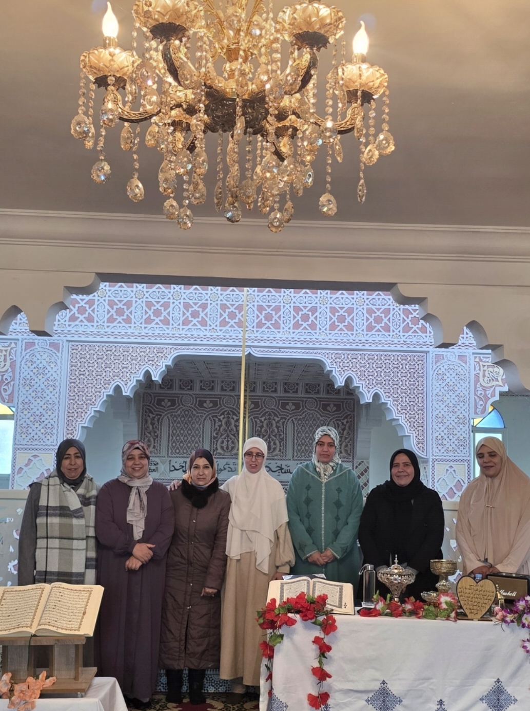 مجلس  نسائي للصلاة على النبي صلى الله عليه وسلم.