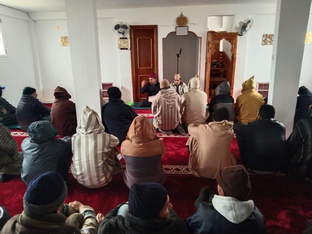 تقرير عن نشاط علمي في موضوع: مظاهر هدي النبي صلى الله عليه وسلم في معاملته لأصحابه.