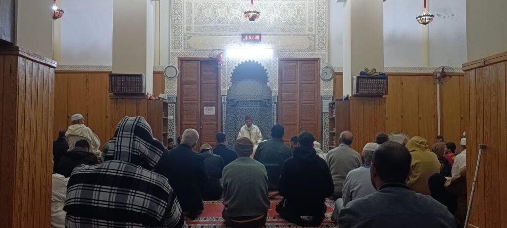 a2722692-f665-42b0-91e8-b9cb2a54a2c3-1024x462 تقرير عن نشاط علمي في موضوع: "الانخراط في الشأن العام على أساس التواصي بالحق والتواصل بالصبر"