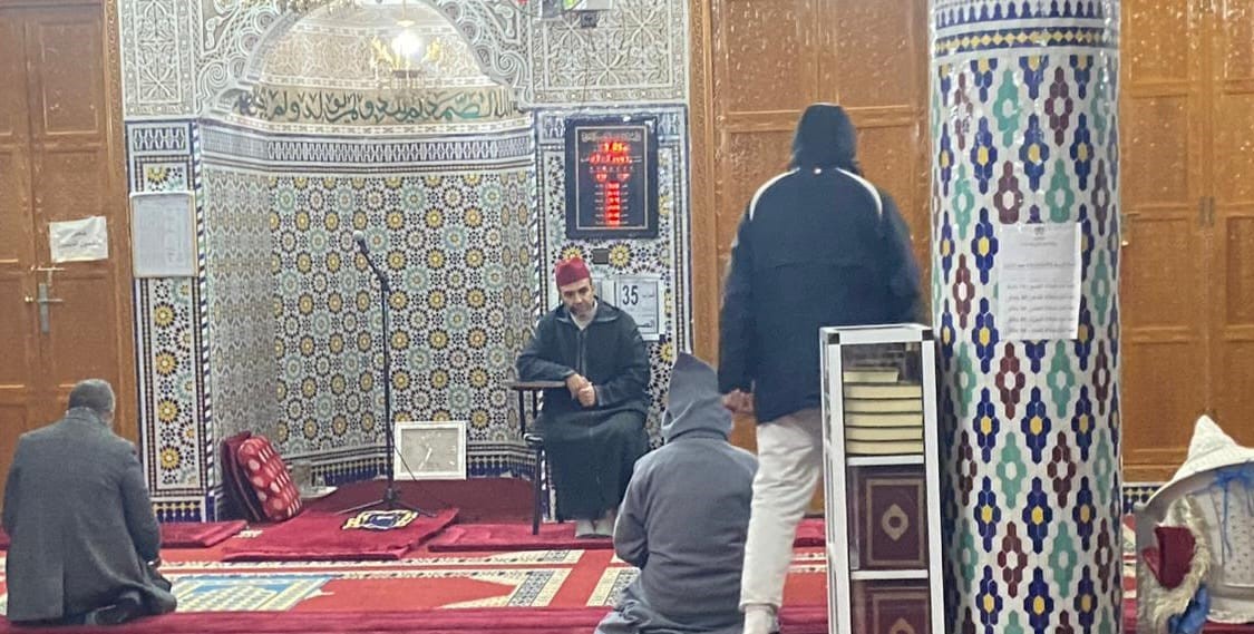 تقرير عن محاضرة في موضوع: ” الرسول صلى الله عليه وسلم هو المثل الأعلى في الوفاء بالعهود “