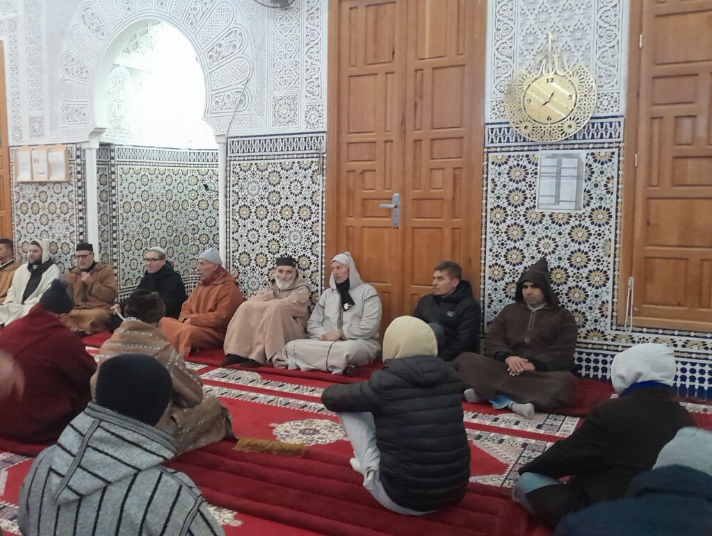 1000108061-1024x771 تقرير عن نشاط علمي في موضوع: مجلس للصلاة على رسول الله صلى الله عليه وسلم (إعداد: المرشد: المهدي الخماس)