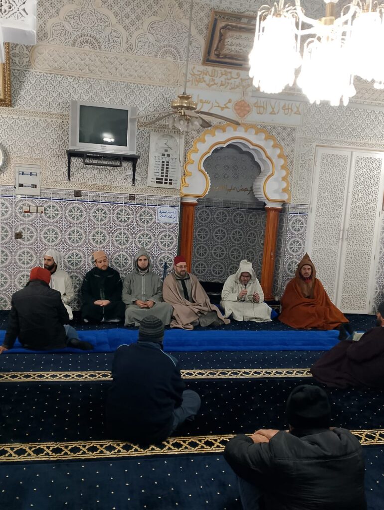 1000145687-770x1024 تقرير عن نشاط ديني في موضوع: مجلس الصلاة والسلام على رسول الله صلى الله عليه وسلم (إعداد: سعيد وردة)